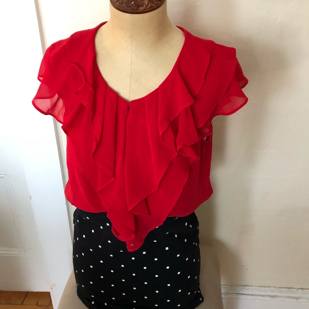 Retro inspired red H&M blouse 💋